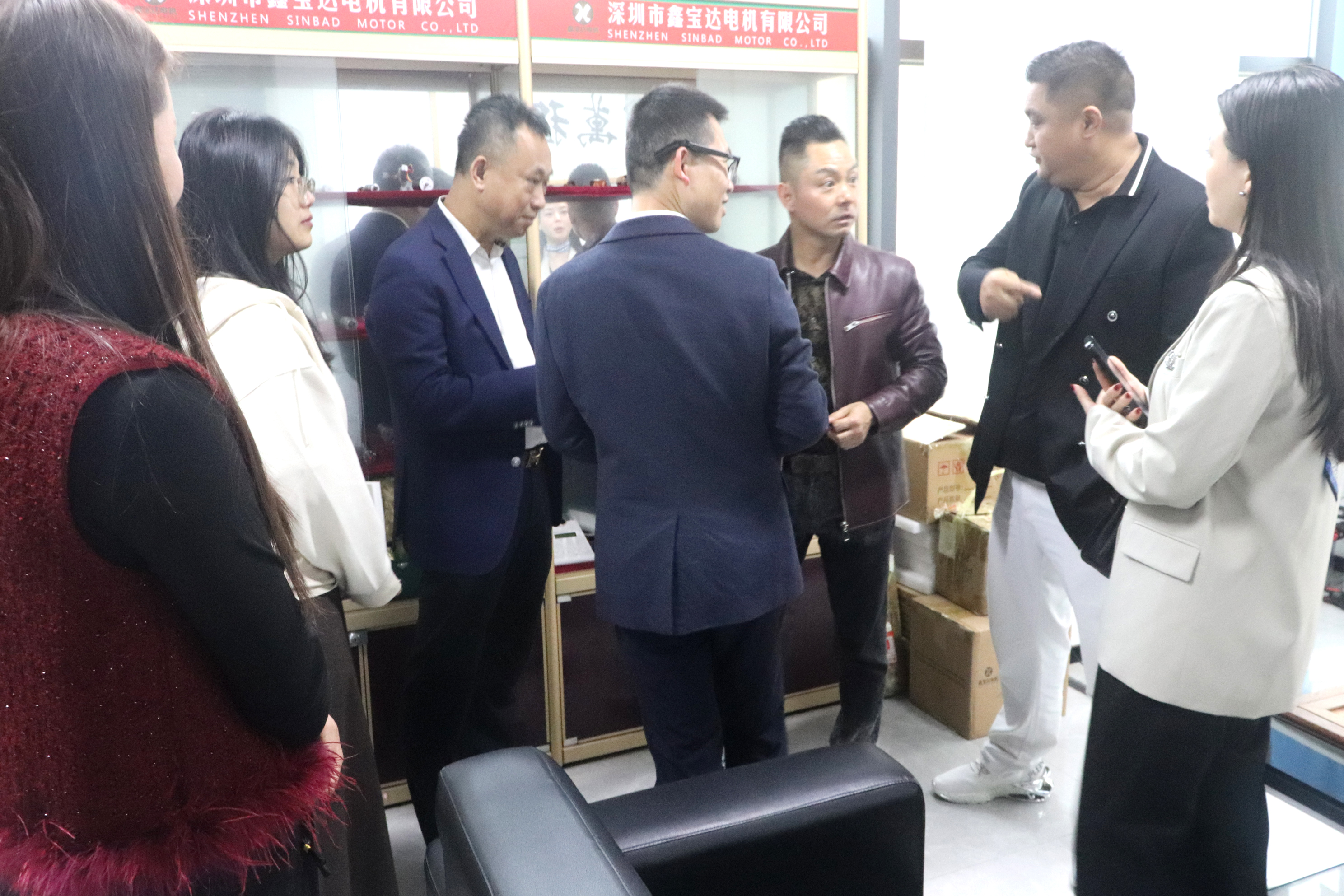 2025.3.5熱烈歡迎龍崗區(qū)工商聯各位領導蒞臨鑫寶達參觀、指導工作！
